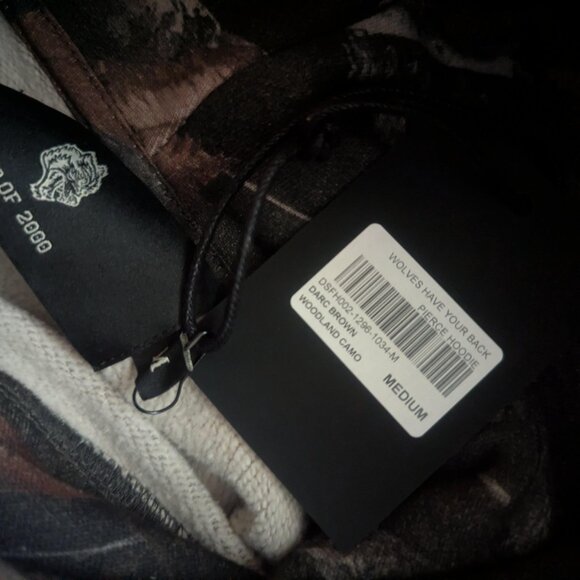 NWT Darc Sport Wolves Have Your Back Camo Hoodie - Picture 5 of 6